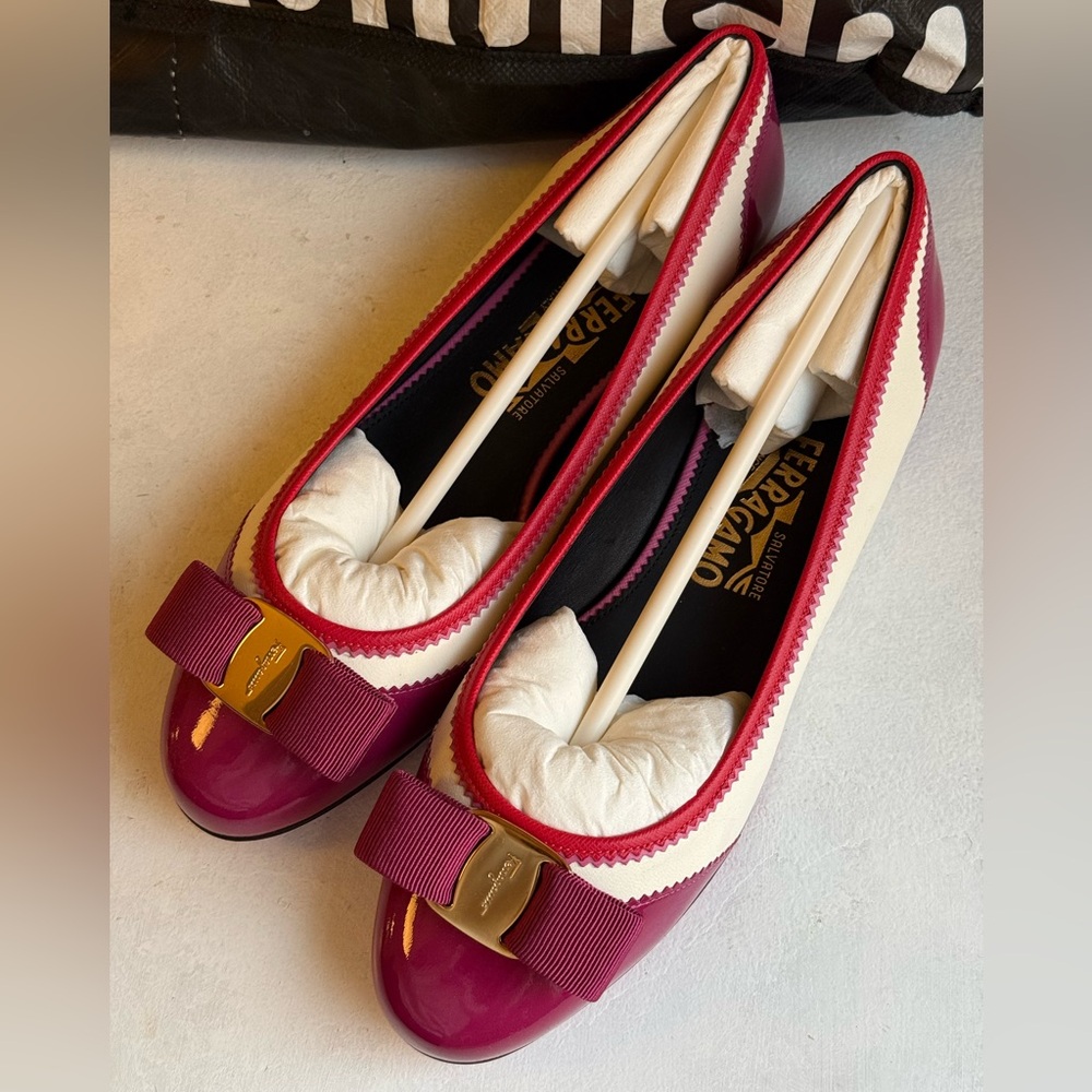 Salvatore Ferragamo Women's Magenta and Cream Loafers